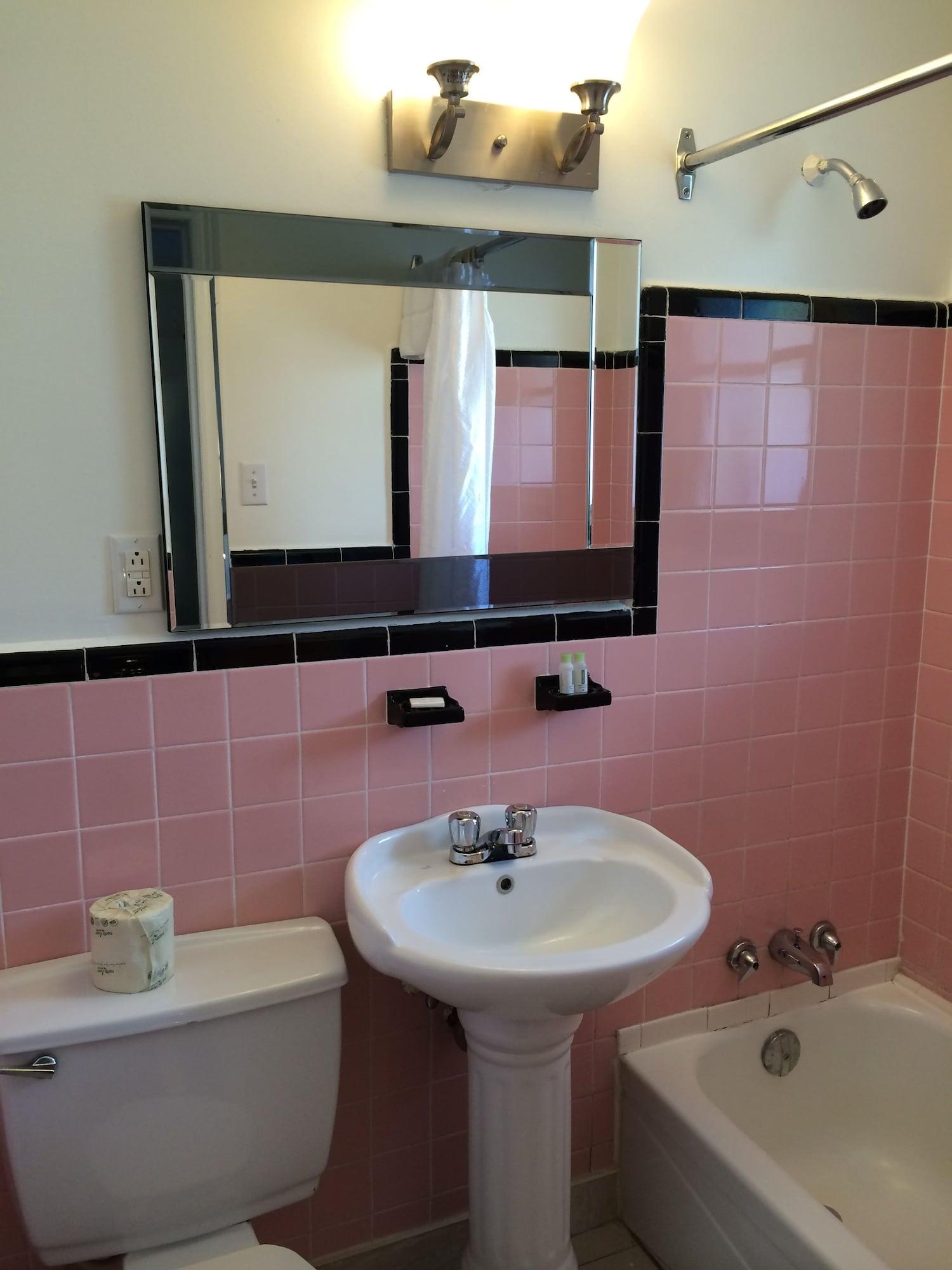 Olux Hotel-Motel-Suites Laval Extérieur photo