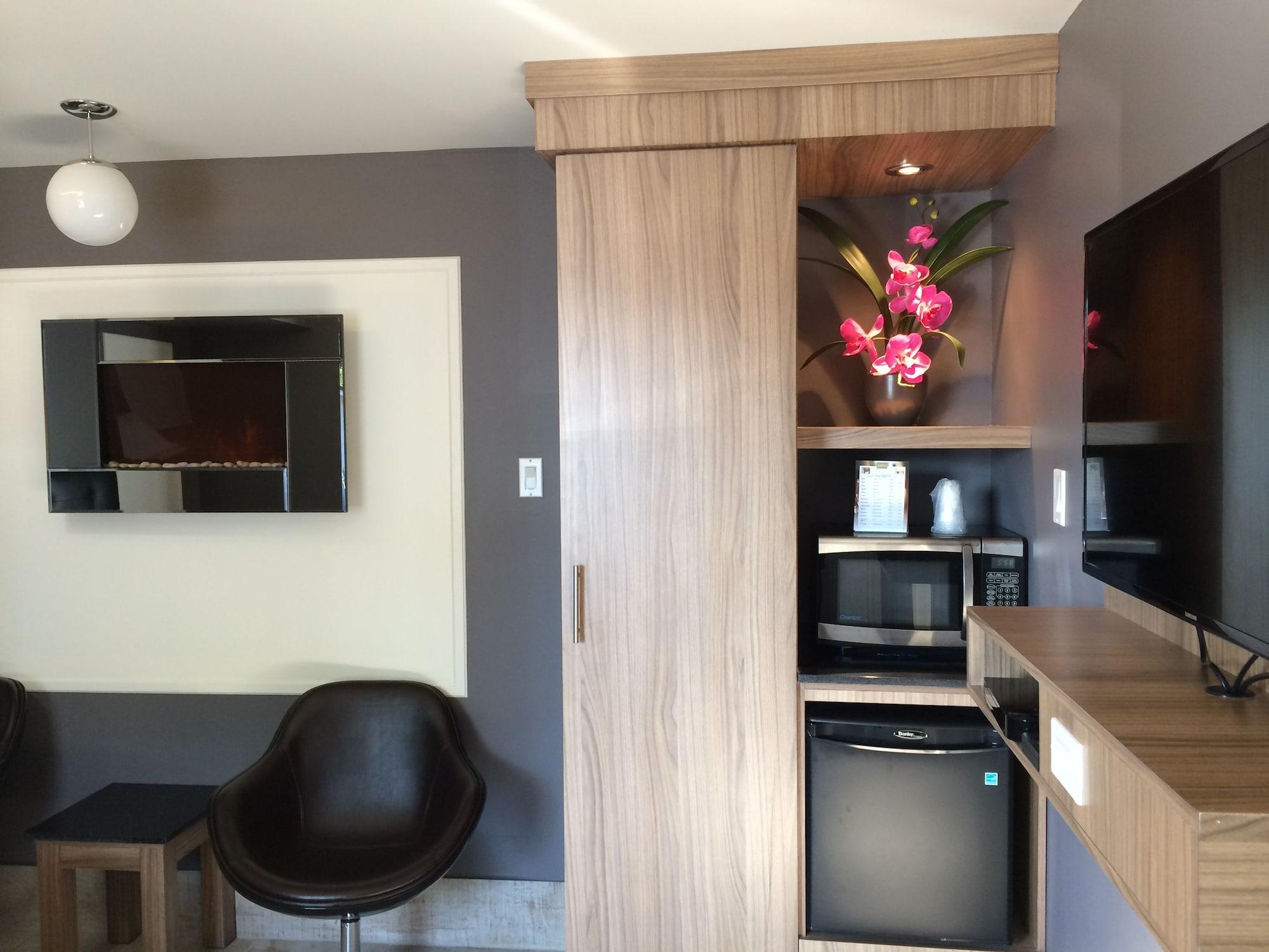 Olux Hotel-Motel-Suites Laval Extérieur photo