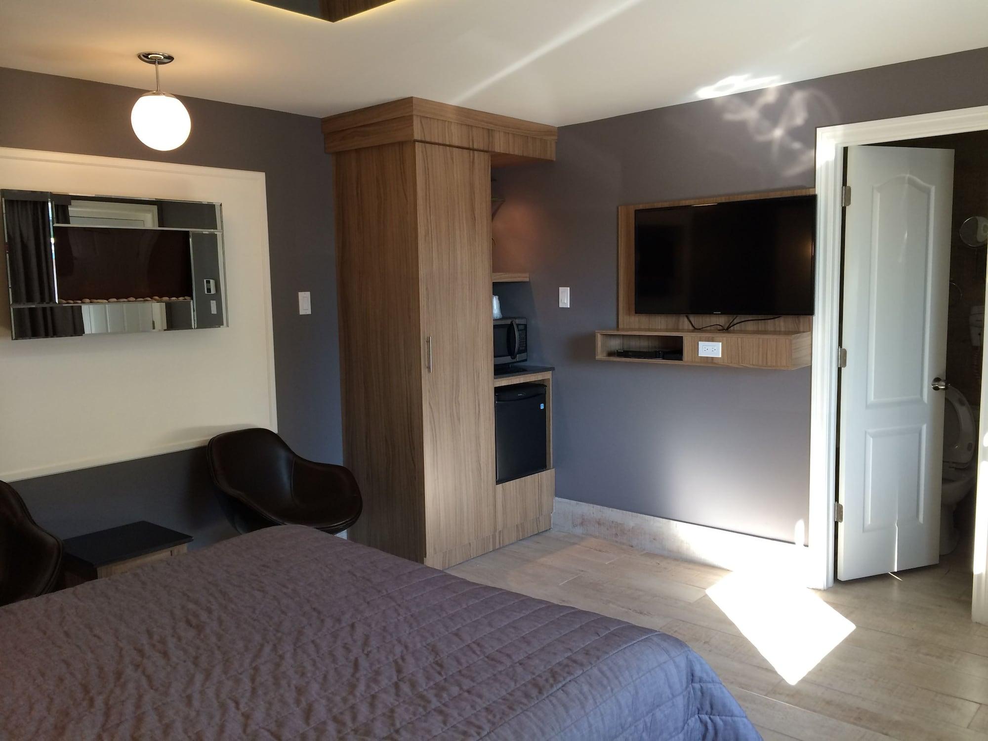 Olux Hotel-Motel-Suites Laval Extérieur photo