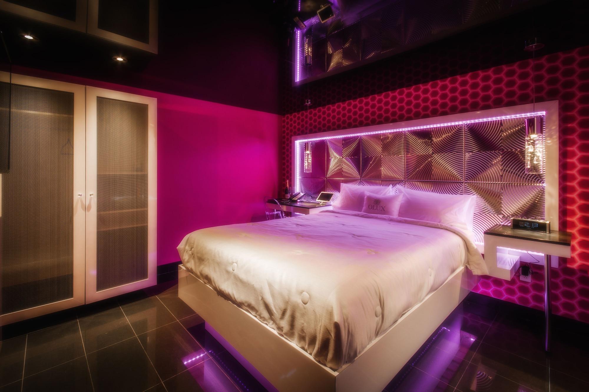 Olux Hotel-Motel-Suites Laval Extérieur photo