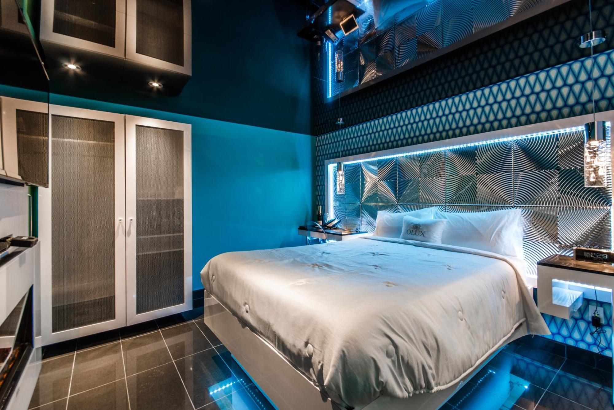 Olux Hotel-Motel-Suites Laval Extérieur photo